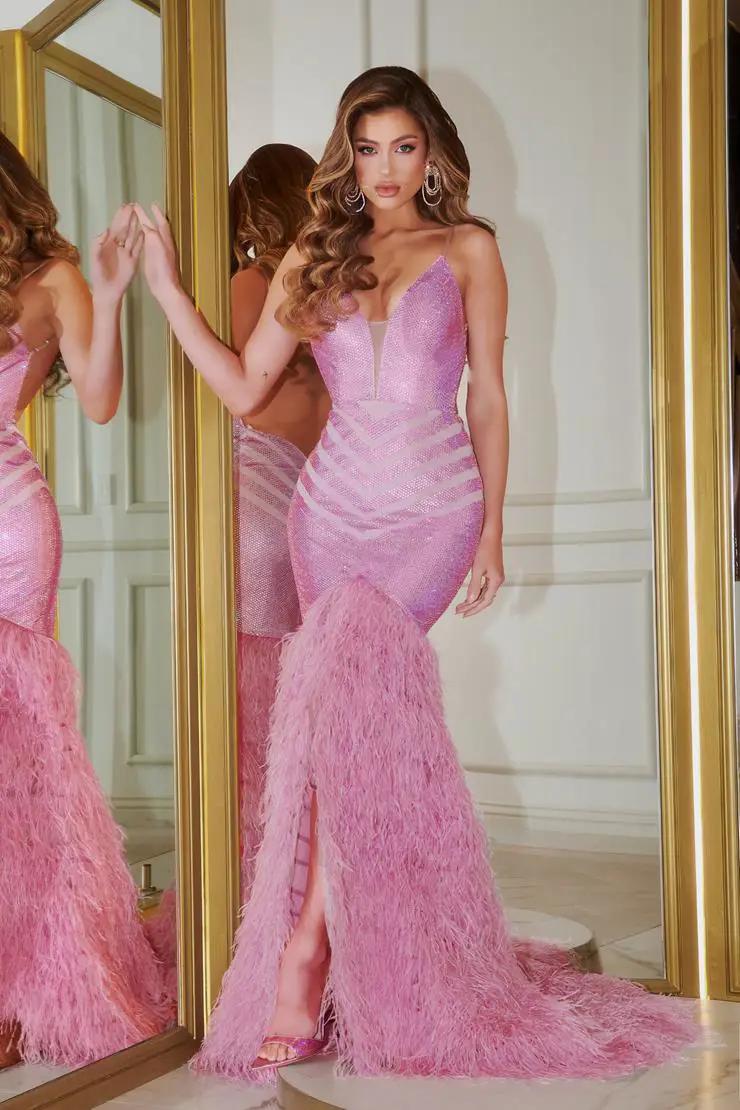 Glamorous Evening Gowns: Trends and Tips for Pageant Queens Image