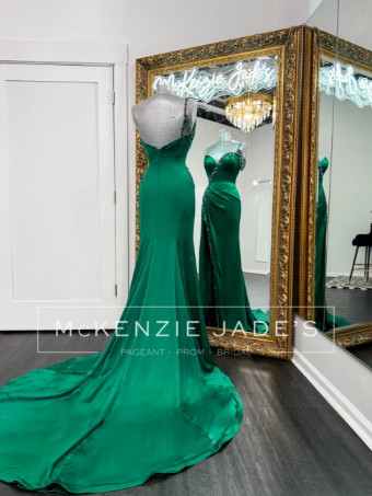 Sherri Hill Style #46168 #3 Emerald thumbnail
