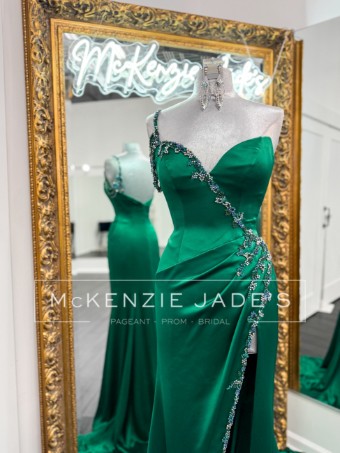 Sherri Hill Style #46168 #1 Emerald thumbnail