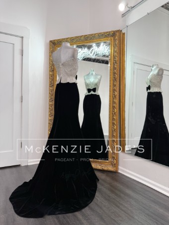 Sherri Hill Style #46334 #4 White/Black thumbnail