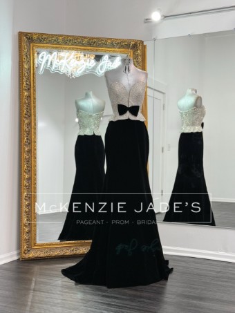 Sherri Hill Style #46334 #0 default White/Black thumbnail